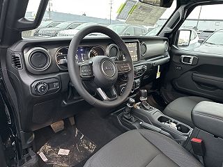 2023 Jeep Gladiator Sport 1C6HJTAG0PL593310 in Roseville, MI 8