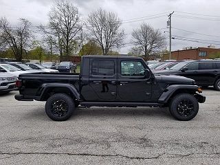 2023 Jeep Gladiator Sport 1C6HJTAG0PL517148 in Willoughby, OH 4