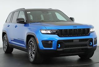 2023 Jeep Grand Cherokee Trailhawk 4xe 1C4RJYC61P8807366 in Amityville, NY 1