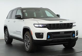 2023 Jeep Grand Cherokee Trailhawk 4xe 1C4RJYC62P8775138 in Amityville, NY 1