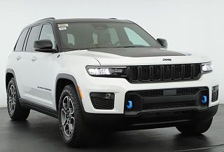 2023 Jeep Grand Cherokee Trailhawk 4xe 1C4RJYC61P8800675 in Amityville, NY 1