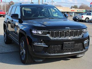 2023 Jeep Grand Cherokee Limited Edition 1C4RJHBG7PC519875 in Erie, PA 1