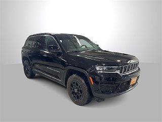 2023 Jeep Grand Cherokee Laredo VIN: 1C4RJHAG6PC566445