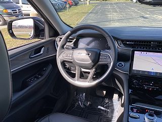 2023 Jeep Grand Cherokee Limited Edition 1C4RJHBG0PC600653 in Peotone, IL 37