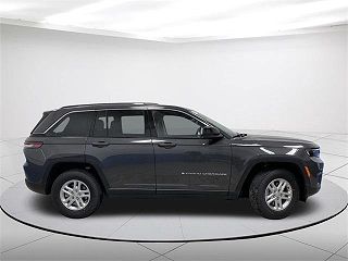 2023 Jeep Grand Cherokee  1C4RJHAG2PC594226 in Plymouth, WI 2
