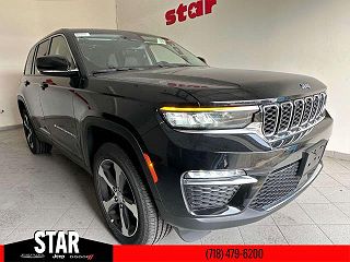 2023 Jeep Grand Cherokee 4xe 1C4RJYB62PC612021 in Queens Village, NY 2