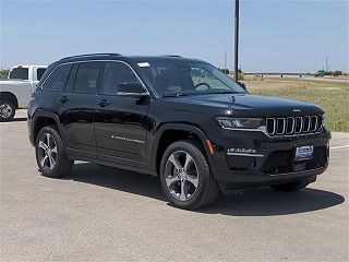 2023 Jeep Grand Cherokee 4xe 1C4RJYB66PC611454 in Snyder, TX 3