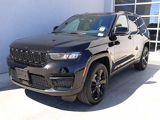 2023 Jeep Grand Cherokee Laredo VIN: 1C4RJGAG0PC663330