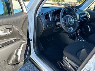 2023 Jeep Renegade Latitude ZACNJDB1XPPP33237 in Greenville, SC 9