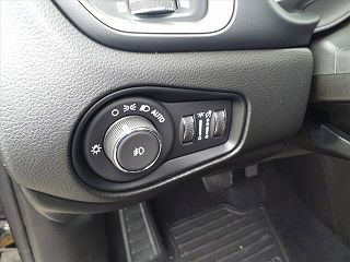 2023 Jeep Renegade Limited ZACNJDD17PPP63650 in Monroeville, PA 10