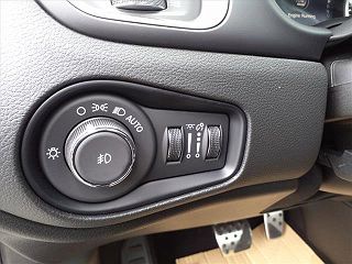 2023 Jeep Renegade Limited ZACNJDD13PPP31035 in Monroeville, PA 11