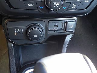 2023 Jeep Renegade Limited ZACNJDD1XPPP37625 in Monroeville, PA 13