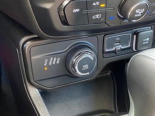 2023 Jeep Renegade Limited ZACNJDD16PPP19882 in Princeton, WV 20