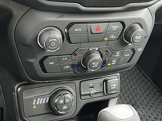 2023 Jeep Renegade Trailhawk ZACNJDC11PPP72927 in Sterling Heights, MI 16