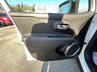 2023 Jeep Renegade Limited ZACNJDD17PPP37310 in Upper Sandusky, OH 10