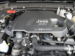2023 Jeep Wrangler Sport 1C4HJXDM4PW583833 in Nashua, NH 4