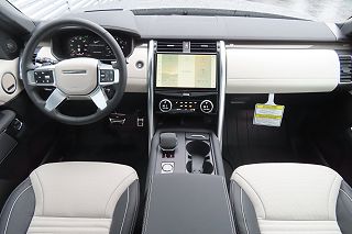 2023 Land Rover Discovery Metropolitan Edition SALRW4EU7P2474026 in Peoria, IL 5