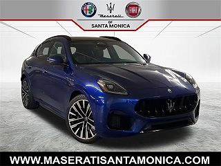 2023 Maserati Grecale Modena VIN: ZN682AVM2P7412340