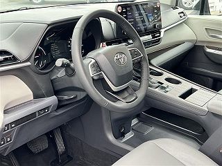2023 Toyota Sienna XLE 5TDYRKEC8PS164885 in Eastpointe, MI 10