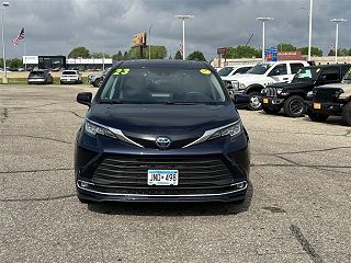 2023 Toyota Sienna XLE 5TDYSKFC4PS077570 in Rochester, MN 6