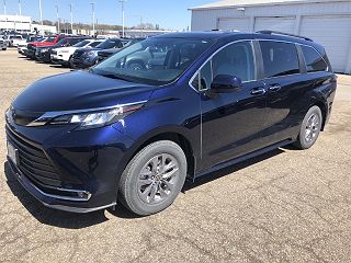 2023 Toyota Sienna XLE 5TDYSKFC4PS077570 in Rochester, MN