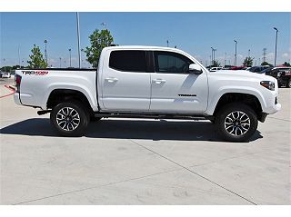 2023 Toyota Tacoma TRD Sport 3TMCZ5AN0PM565155 in League City, TX 9