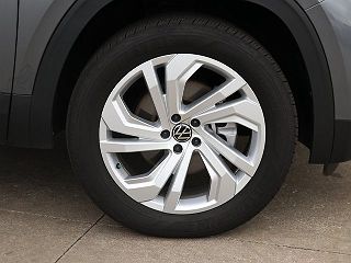 2023 Volkswagen Atlas SE 1V2HR2CA4PC534389 in Lexington, KY 5