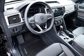 2023 Volkswagen Atlas SE 1V2HE2CA1PC225345 in Saint Peters, MO 9