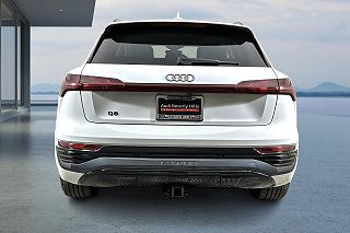 2024 Audi Q8 e-tron Premium Plus WA15AAGE8RB040395 in Beverly Hills, CA 2