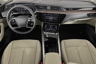 2024 Audi Q8 e-tron Premium Plus WA15AAGE8RB040395 in Beverly Hills, CA 9