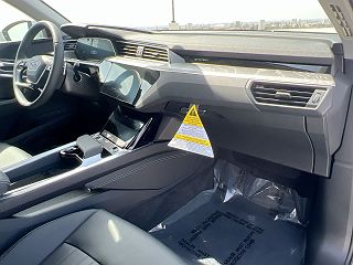 2024 Audi Q8 e-tron Premium WA14AAGE9RB049649 in Los Angeles, CA 12