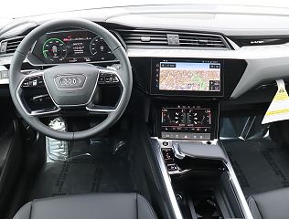 2024 Audi Q8 e-tron Premium Plus WA1CAAGE2RB032039 in Los Angeles, CA 23
