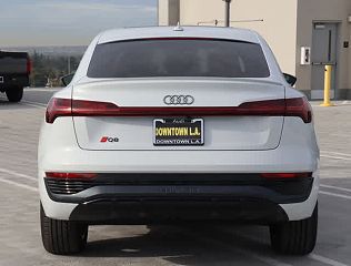 2024 Audi Q8 e-tron Premium Plus WA1CAAGE2RB032039 in Los Angeles, CA 5
