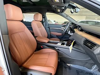 2024 Audi Q8 e-tron Premium Plus WA15AAGE1RB032736 in Los Angeles, CA 14