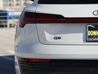 2024 Audi Q8 e-tron Prestige WA16AAGE9RB042239 in Los Angeles, CA 5