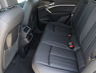 2024 Audi Q8 e-tron Premium WA14AAGE5RB054783 in Los Angeles, CA 24