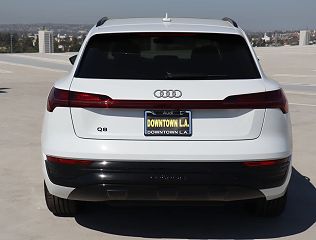 2024 Audi Q8 e-tron Premium WA14AAGE5RB054783 in Los Angeles, CA 5