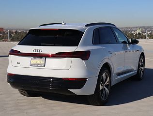 2024 Audi Q8 e-tron Premium WA14AAGE5RB046358 in Los Angeles, CA 5