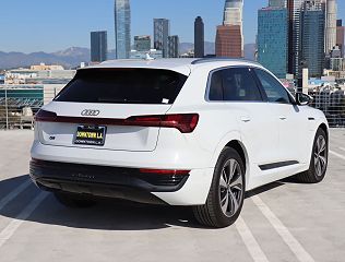 2024 Audi Q8 e-tron Premium Plus WA15AAGE4RB040152 in Los Angeles, CA 6