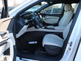 2024 Audi Q8 e-tron Premium WA1EAAGE3RB020717 in Matthews, NC 8