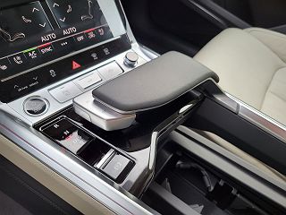 2024 Audi Q8 e-tron Prestige WA16AAGE6RB036799 in Temecula, CA 10