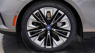 2024 BMW i5 eDrive40 WBY33FK00RCP72643 in Torrance, CA 9