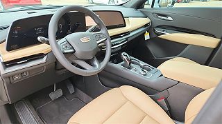 2024 Cadillac XT4 Luxury 1GYAZAR49RF185000 in Garland, TX 9