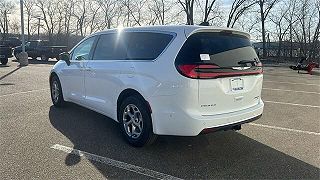 2024 Chrysler Pacifica Limited 2C4RC3GG6RR127471 in Bloomfield Hills, MI 3