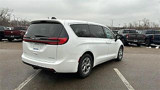 2024 Chrysler Pacifica Limited 2C4RC1GG3RR110812 in Bloomfield Hills, MI 5