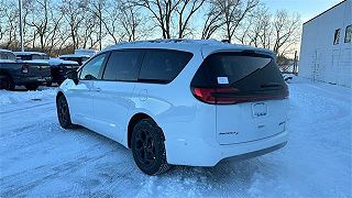 2024 Chrysler Pacifica Select 2C4RC1S75RR106042 in Bloomfield Hills, MI 3