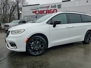 2024 Chrysler Pacifica Touring-L 2C4RC1BG5RR108017 in Chicago, IL 13