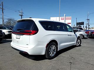 2024 Chrysler Pacifica Touring-L 2C4RC3BG3RR122249 in Chicago, IL 5