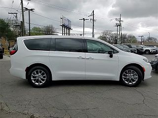 2024 Chrysler Pacifica Touring-L 2C4RC3BG1RR122248 in Chicago, IL 4