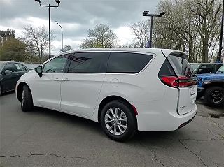 2024 Chrysler Pacifica Touring-L 2C4RC3BG1RR122248 in Chicago, IL 8